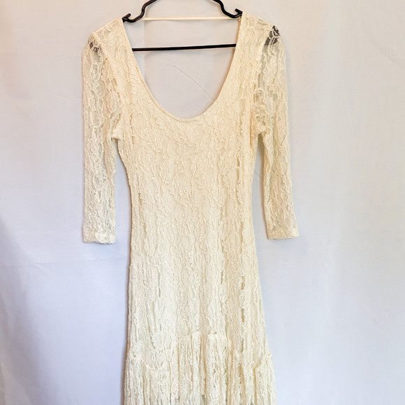Lacy White Dress from Urban Outfitters - Picture 3 of 9